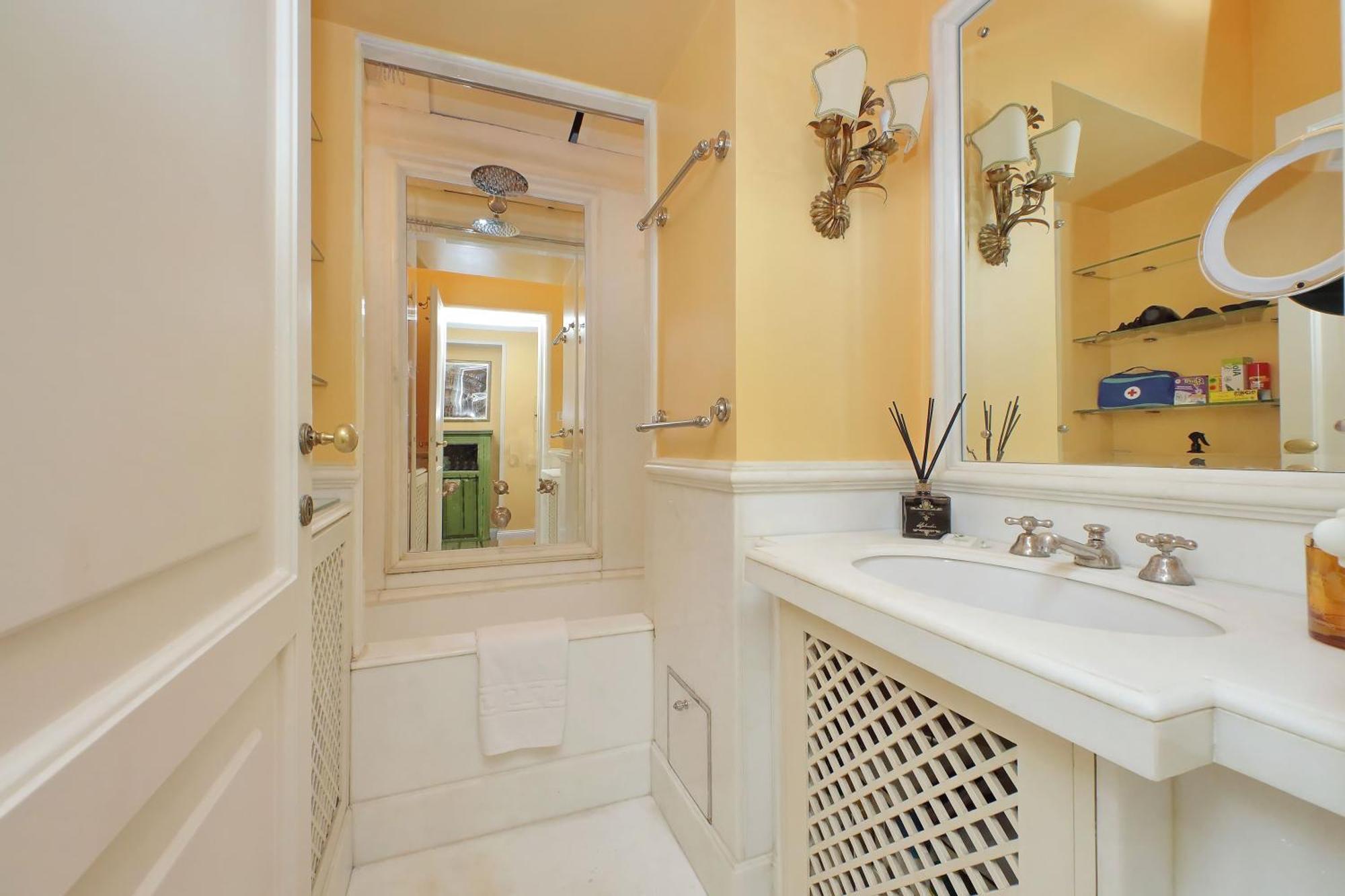רומא Pantheon Luxury Apartment מראה חיצוני תמונה
