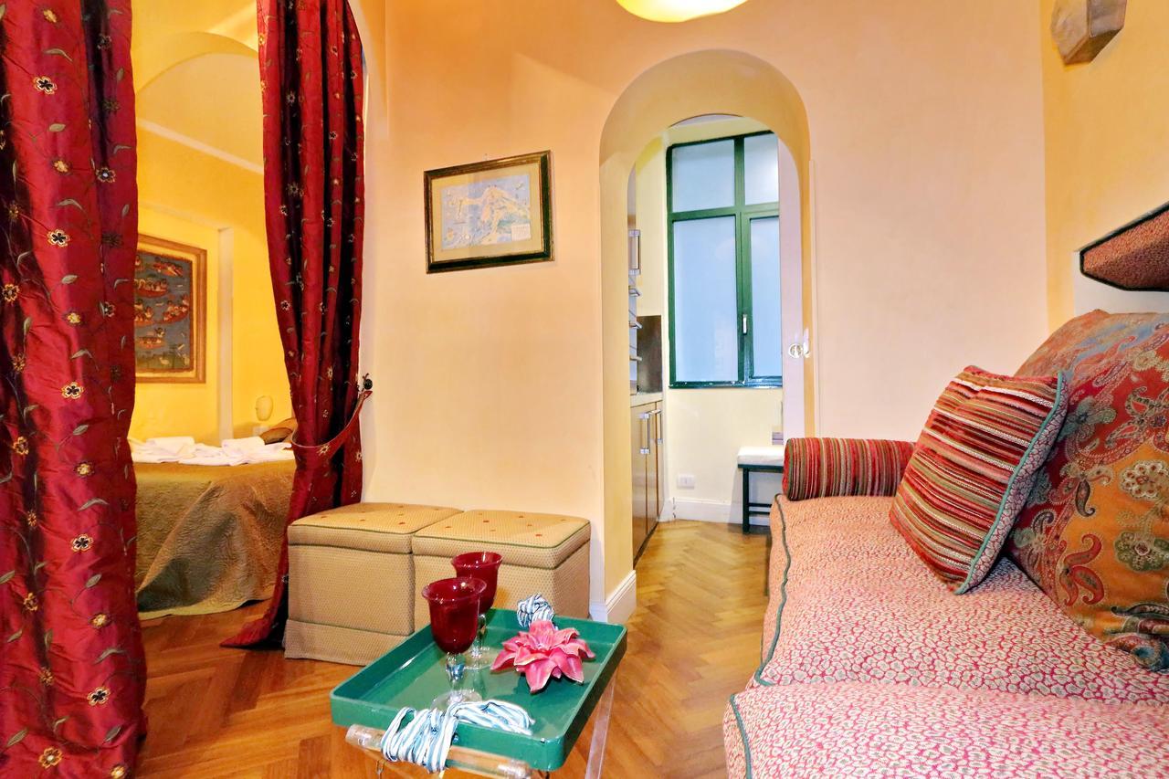 רומא Pantheon Luxury Apartment מראה חיצוני תמונה